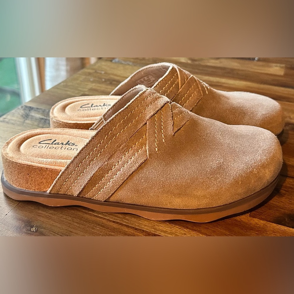 Clarks Brynn Glide mules